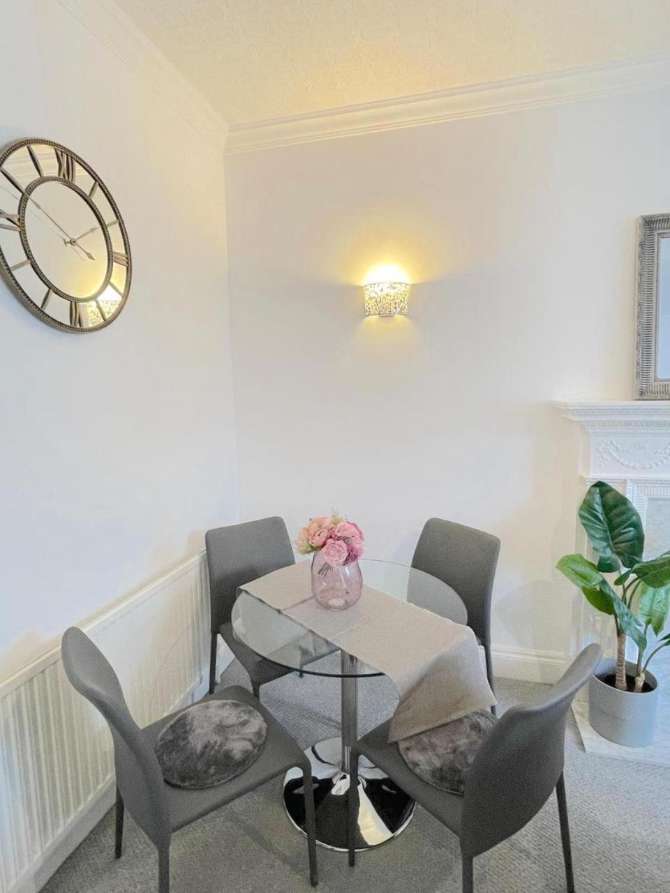 Luxury Apartment In Paddington 伦敦 外观 照片